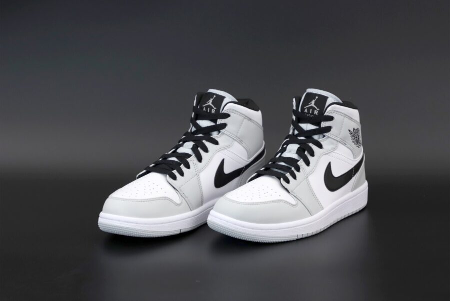 Nike Air Jordan 1 Retro Mid Smoke Grey