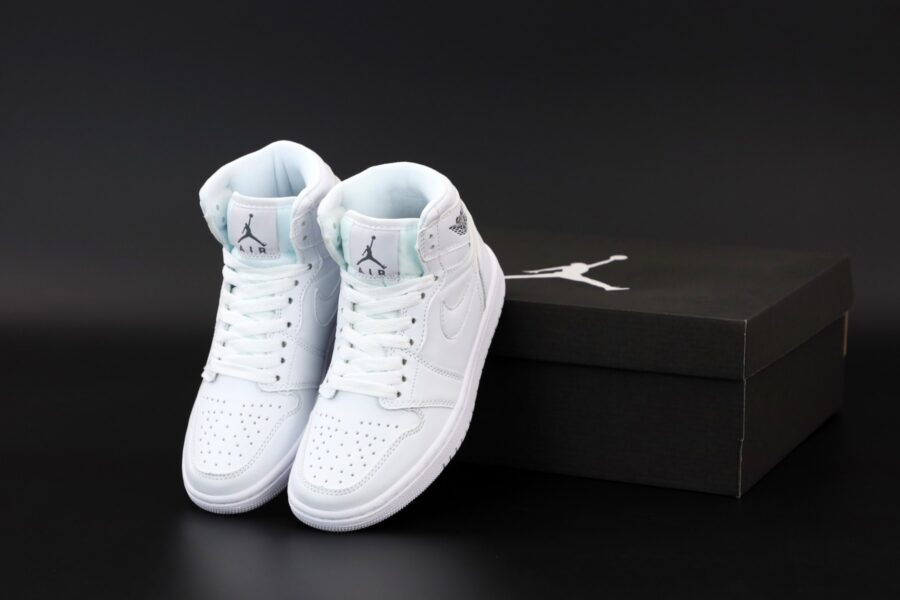 Nike Air Jordan 1 Retro Mid White Cool Grey