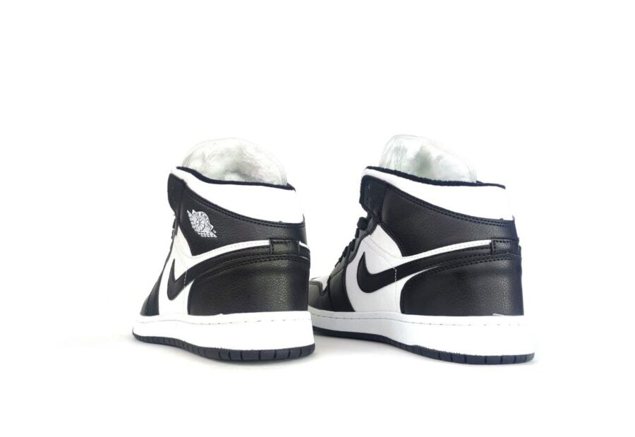 Nike Air Jordan 1 Mid Retro Winter "White/Black" (С мехом)