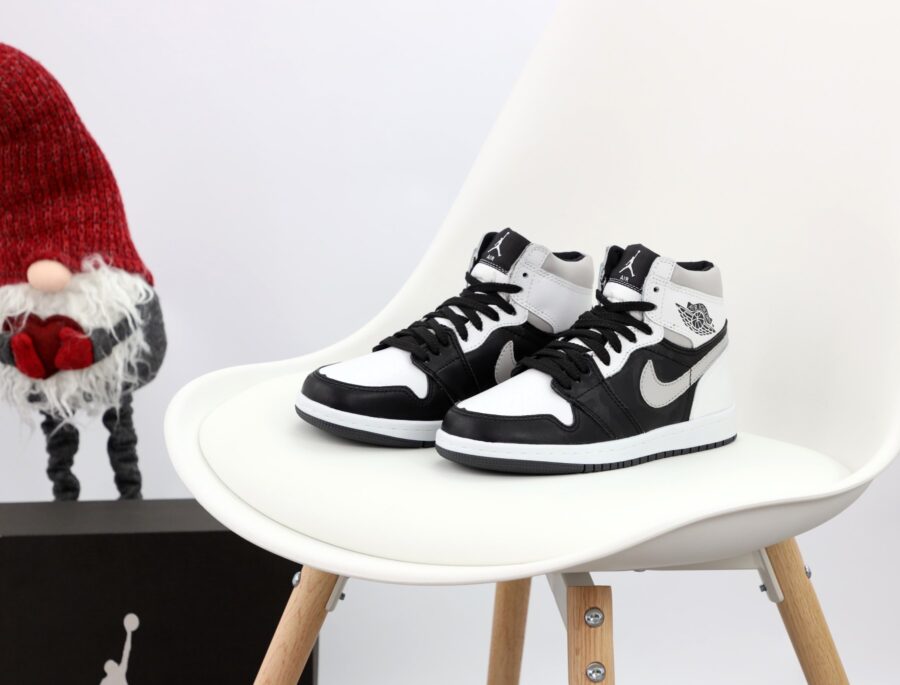 Nike Air Jordan 1 Mid Winter White Shadow