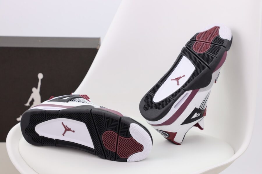 Nike Air Jordan 4 Retro "PSG Paris Saint Germain"
