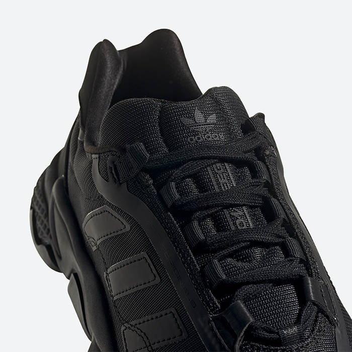 Adidas Originals Ozweego Pure “Triple Black” (H04216)