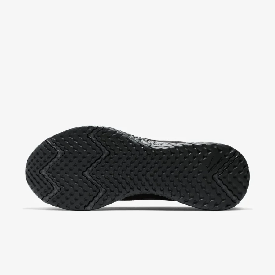 Nike Revolution 5 “Black” (BQ3204-001)