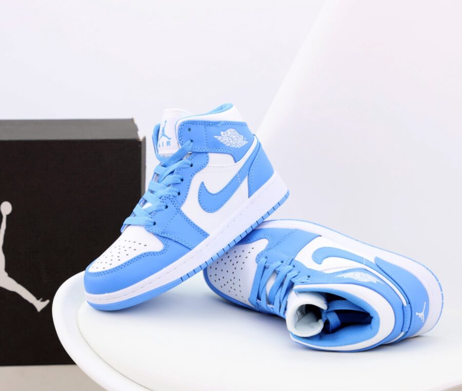 Nike Air Jordan 1 Retro High OG UNC "White/Dark Powder Blue"