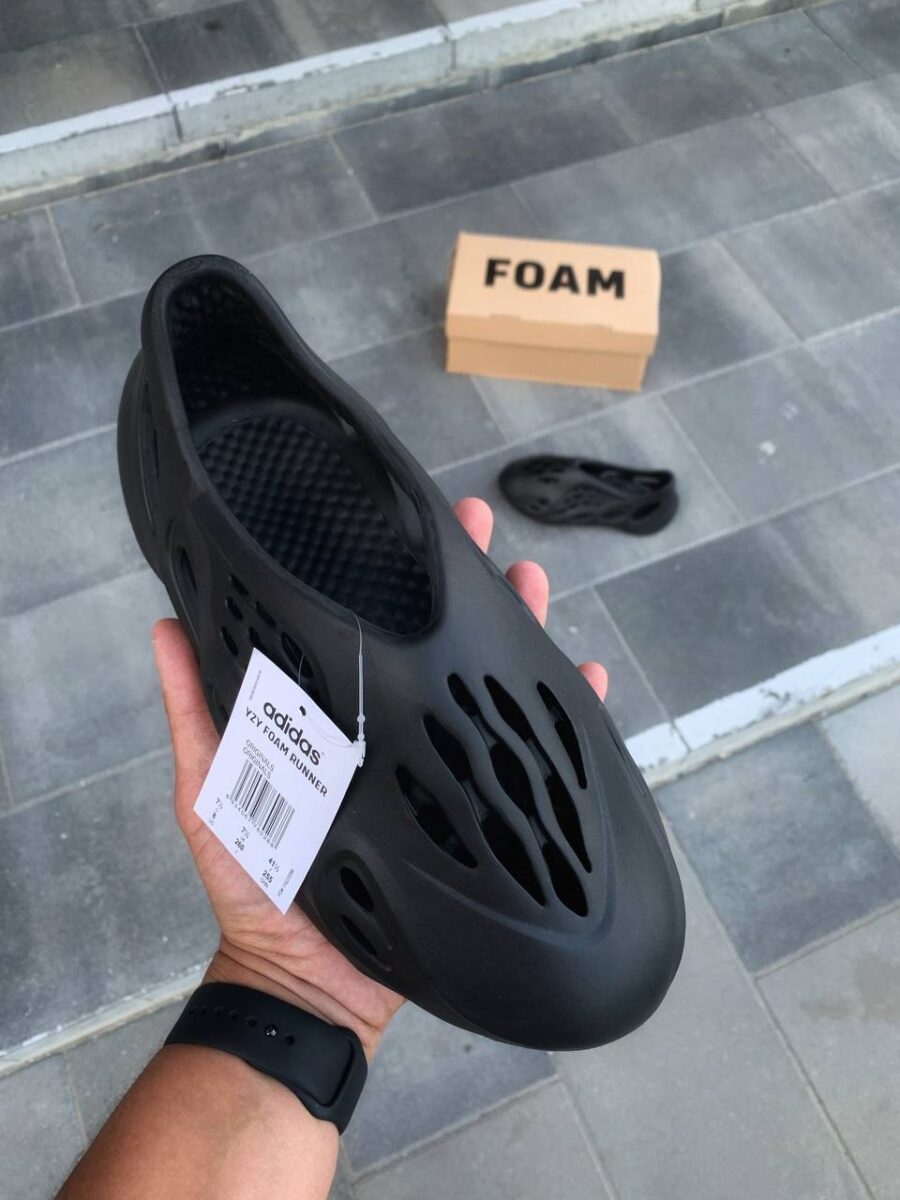 Adidas Yeezy Foam Runner “Mineral Black”