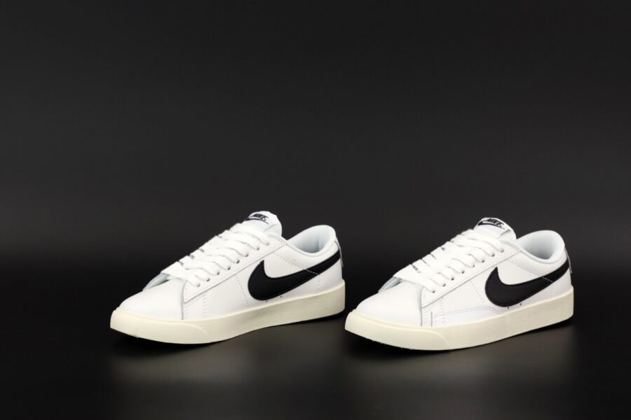 Nike Blazer Low "White/Black"