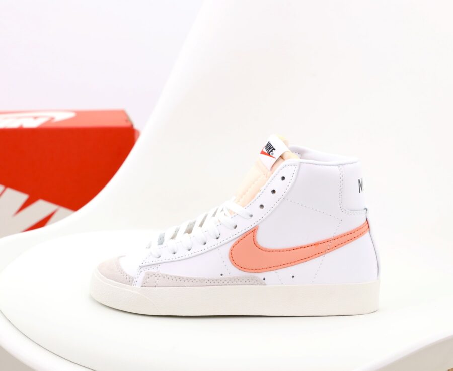 Nike Blazer Mid Vintage '77 White Pink