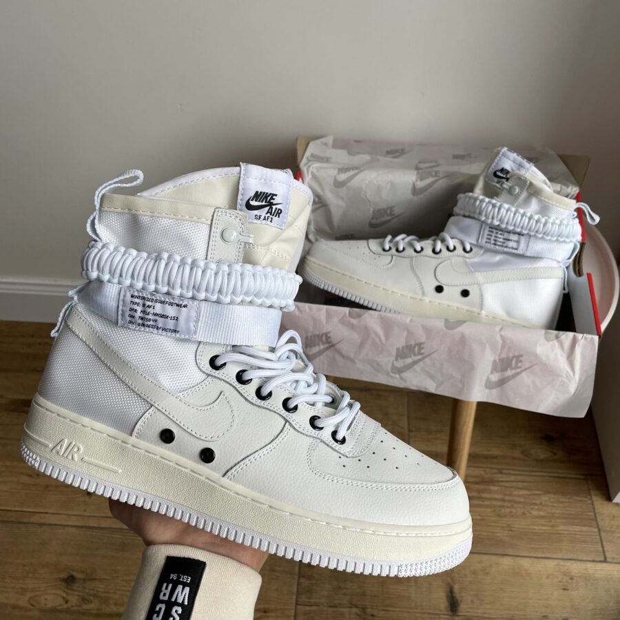 Nike Special Field Air Force 1 High "Beige/White"