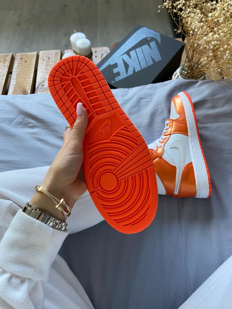 Nike Air Jordan 1 Mid Metallic Orange 2