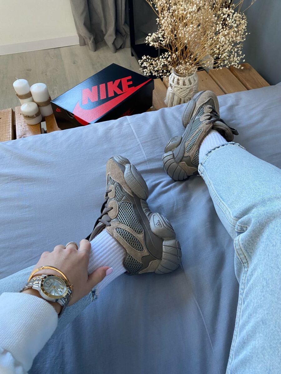 Adidas Yeezy 500 Clay Brown 3