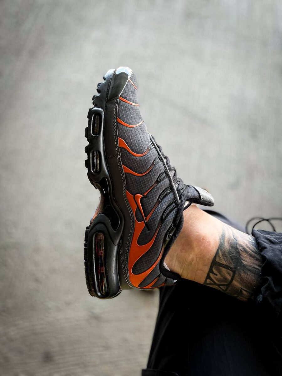 Nike TN Air Max Plus Black Orange